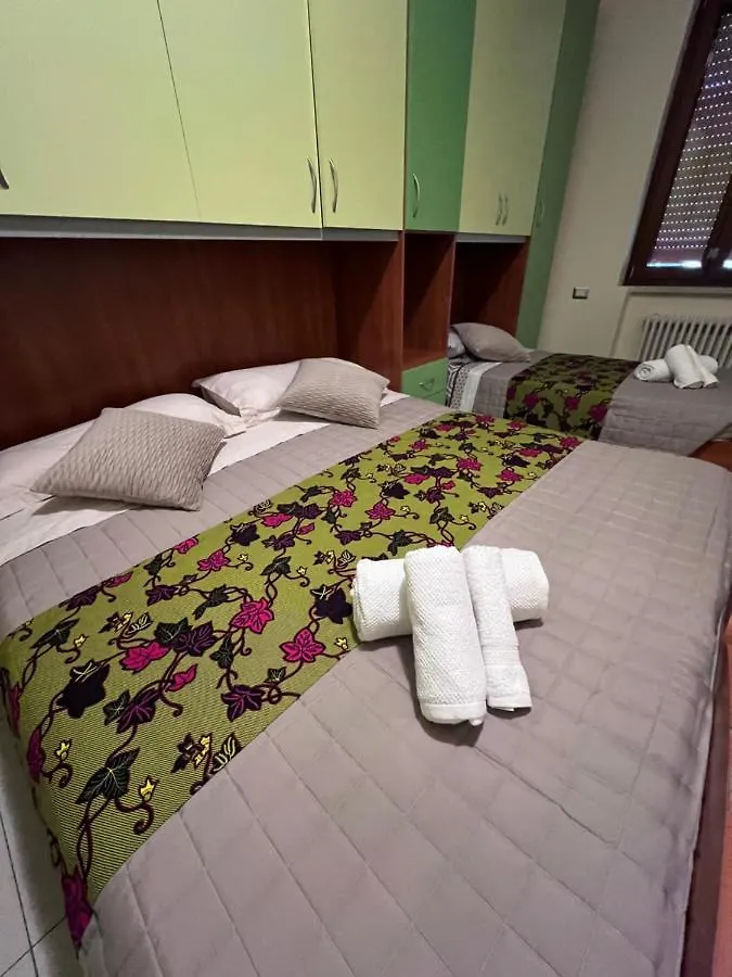 Apartment Stay In Style - Vibrant Condo In San Giovanni Lupatoto