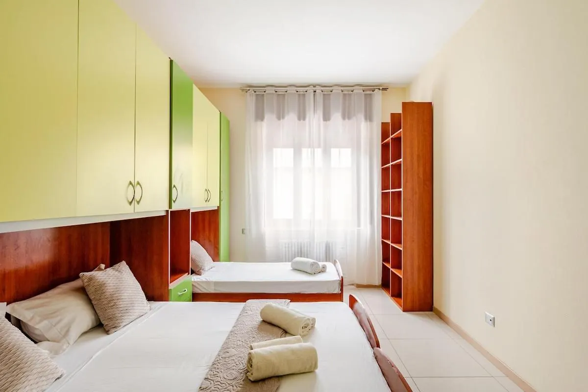 Stay In Style - Vibrant Condo In San Giovanni Lupatoto