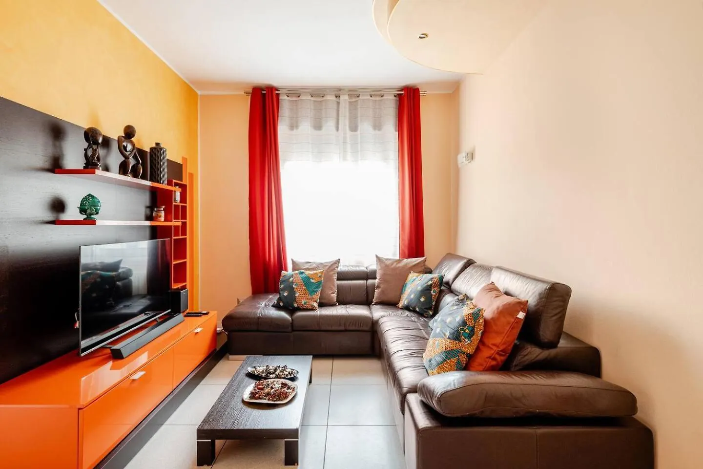 Stay In Style - Vibrant Condo In San Giovanni Lupatoto