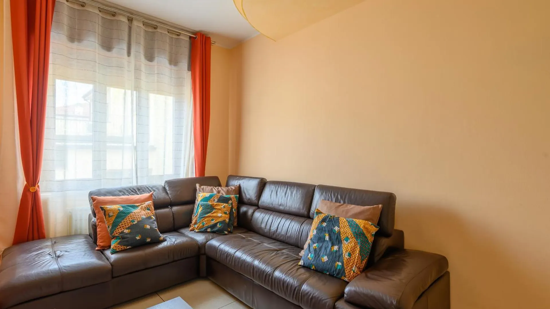 Apartamento Stay In Style - Vibrant Condo In San Giovanni Lupatoto Italia