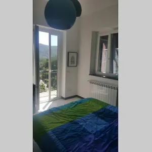 Nuovo bilocale nel verde Chiavari