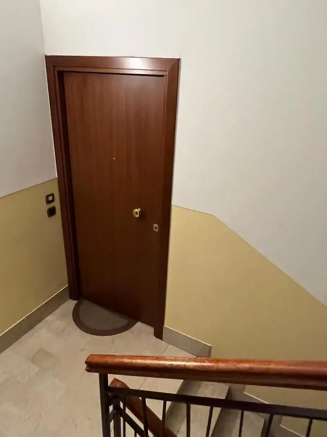 Stay In Style - Vibrant Condo In San Giovanni Lupatoto Apartment
