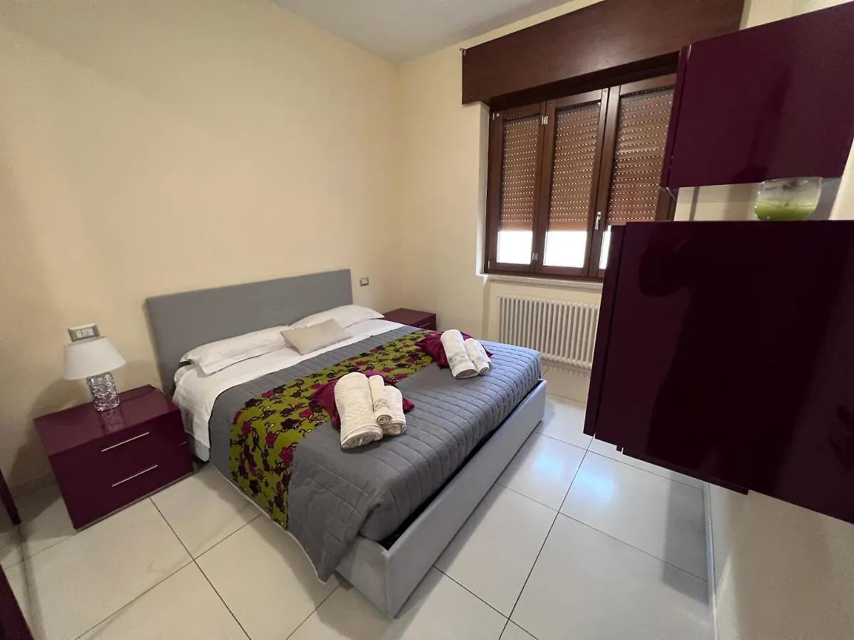 Apartment Stay In Style - Vibrant Condo In San Giovanni Lupatoto