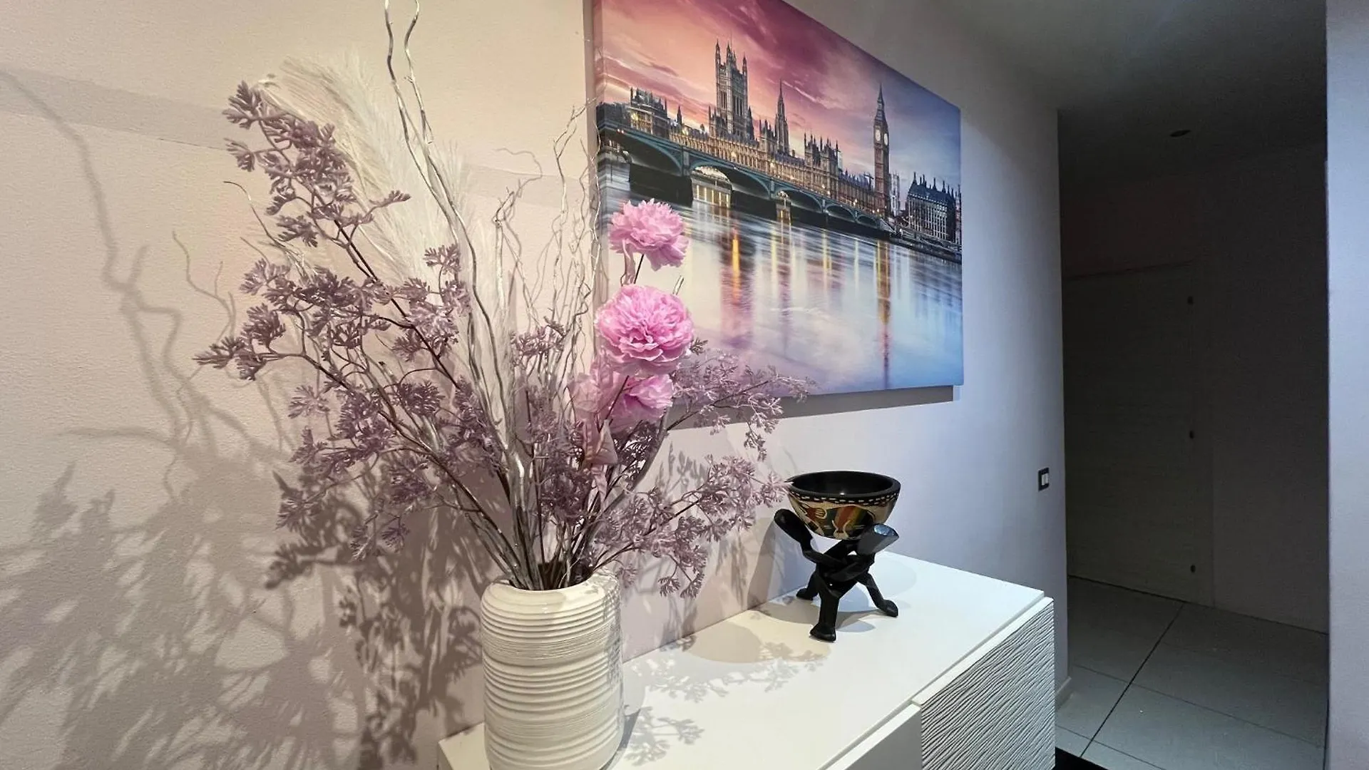 Apartment Stay In Style - Vibrant Condo In San Giovanni Lupatoto