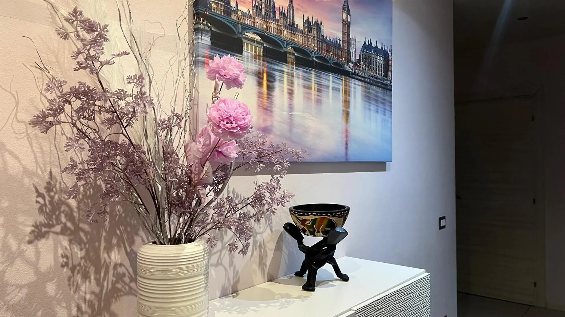 Stay In Style - Vibrant Condo In San Giovanni Lupatoto